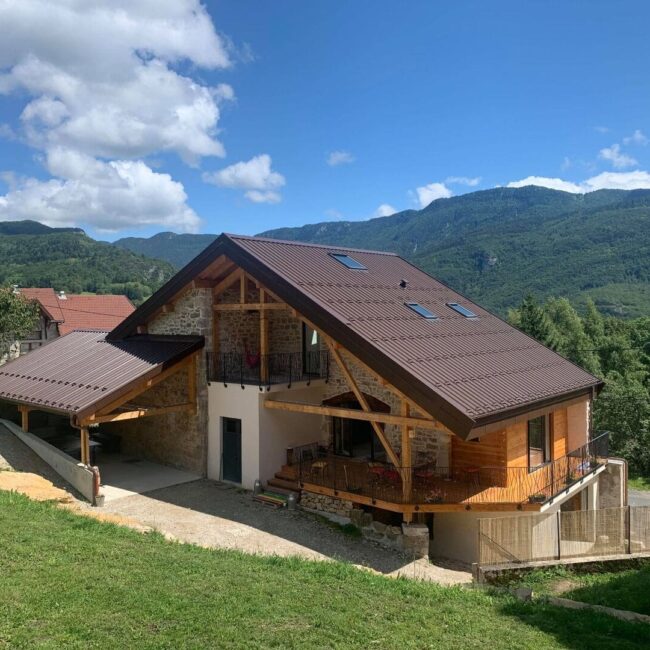 Renovation d'une ancienne ferme à Champfromier